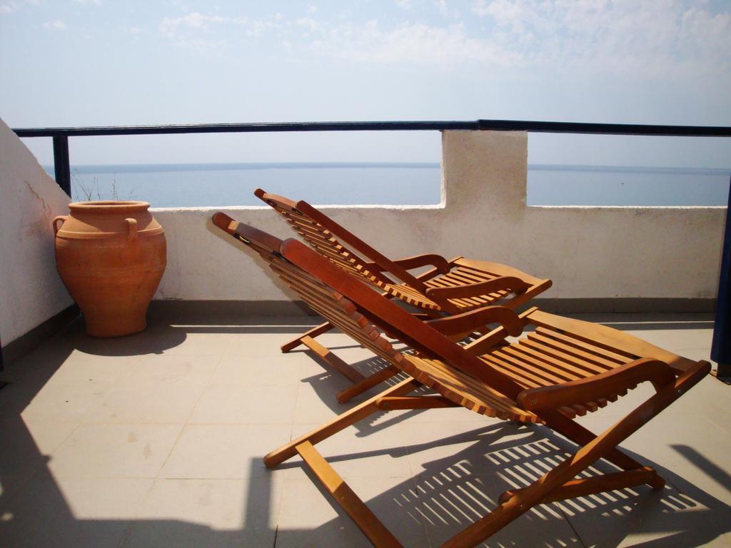 Big Blue Apartments Myrtos Zewnętrze zdjęcie